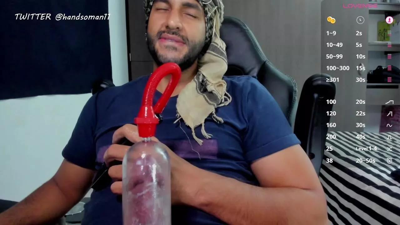tuzzio1 on Cam4 