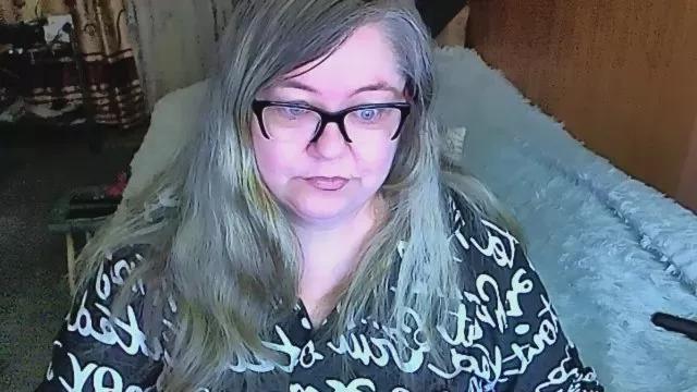 tvikssweetco on Cam4 