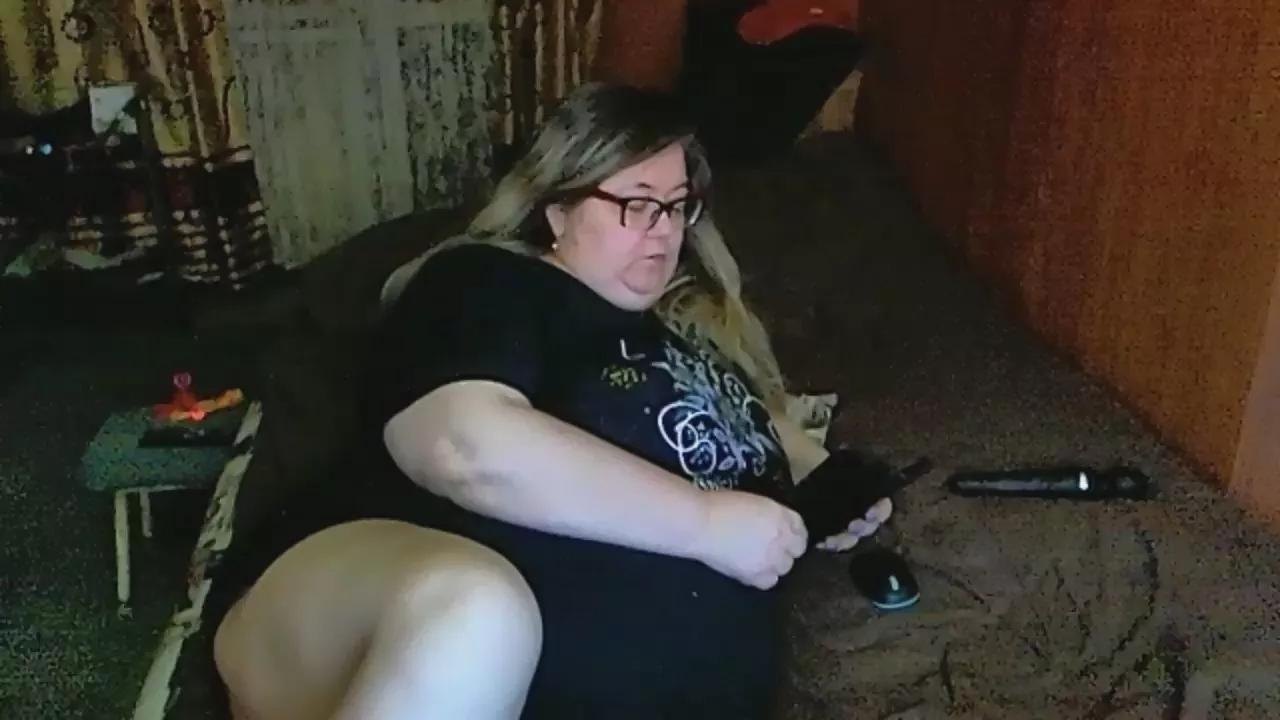tvikssweetco on Cam4 