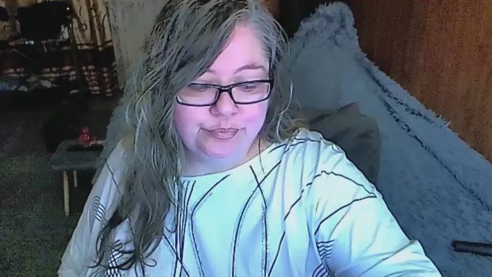 tvikssweetco on Cam4 