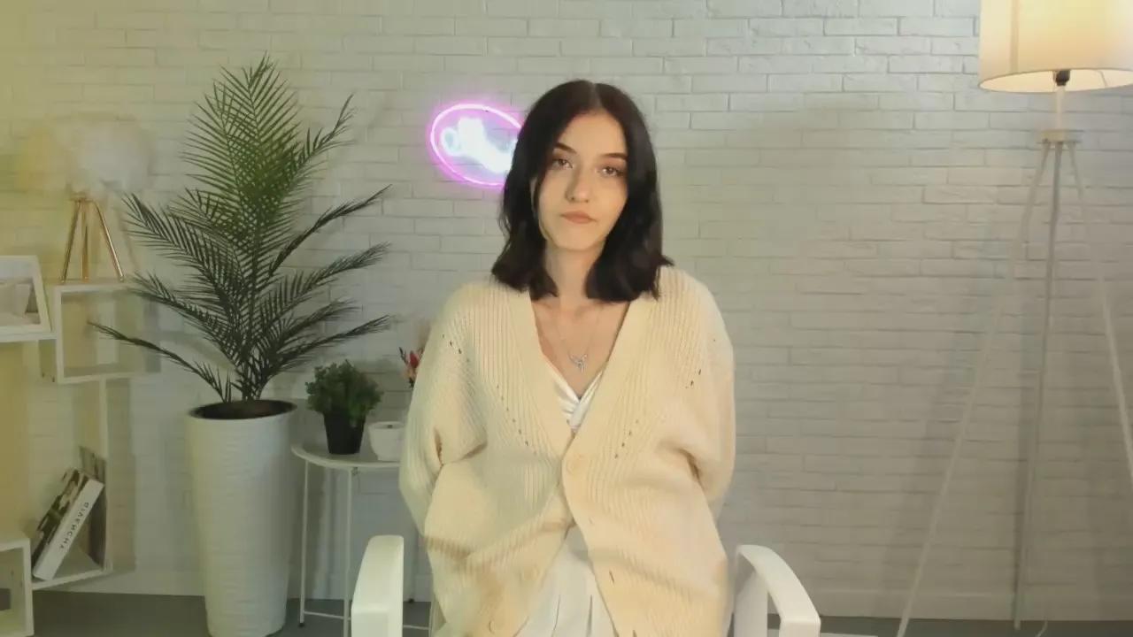 Freechat TyishaZier on Cam4