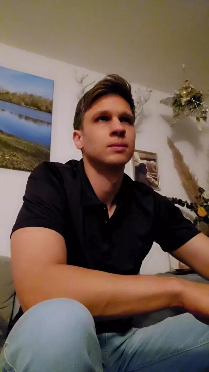 tyrel25_fun on Cam4 