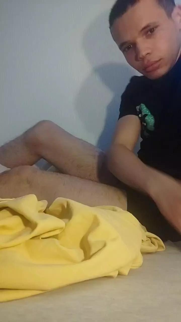 tyron43 on Cam4 