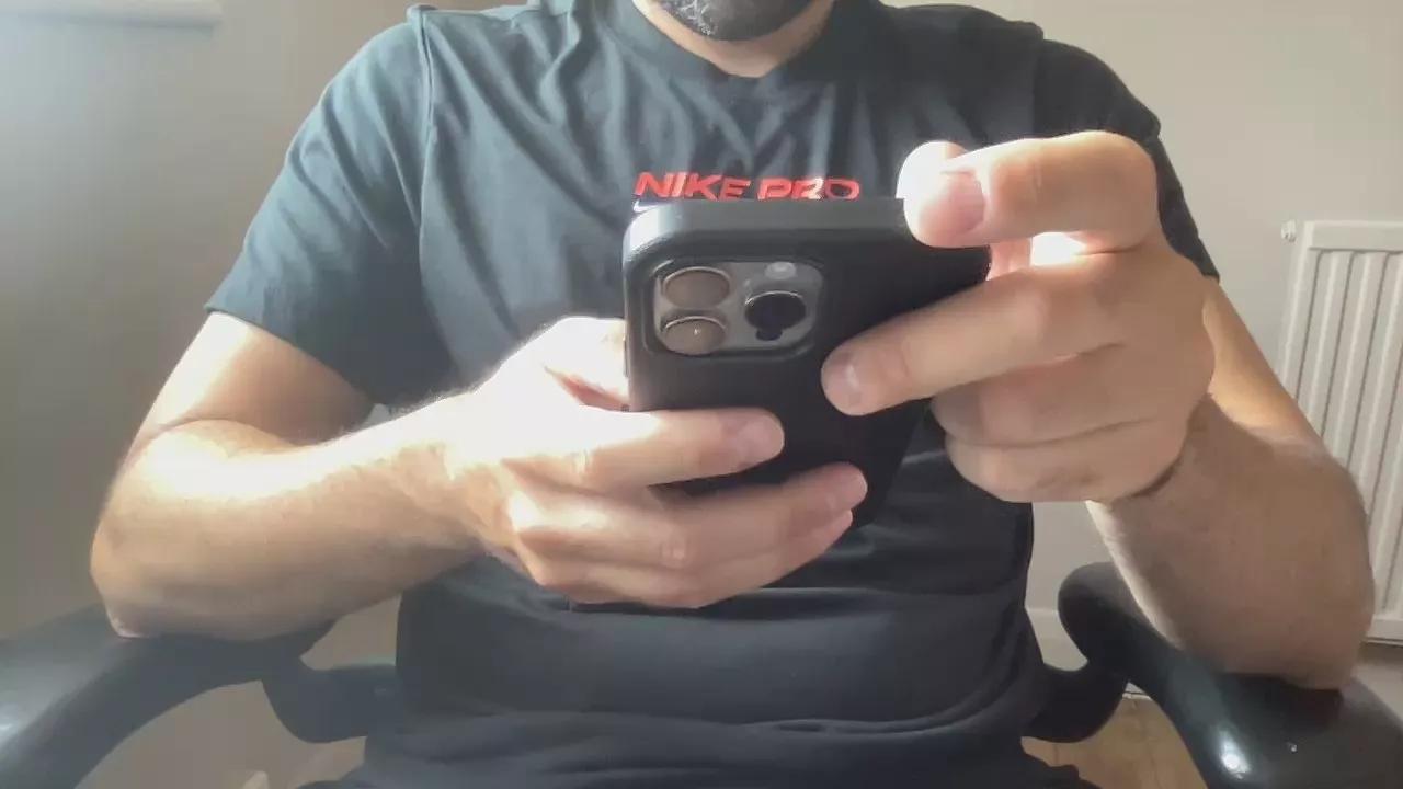 Uk_bigD on Cam4