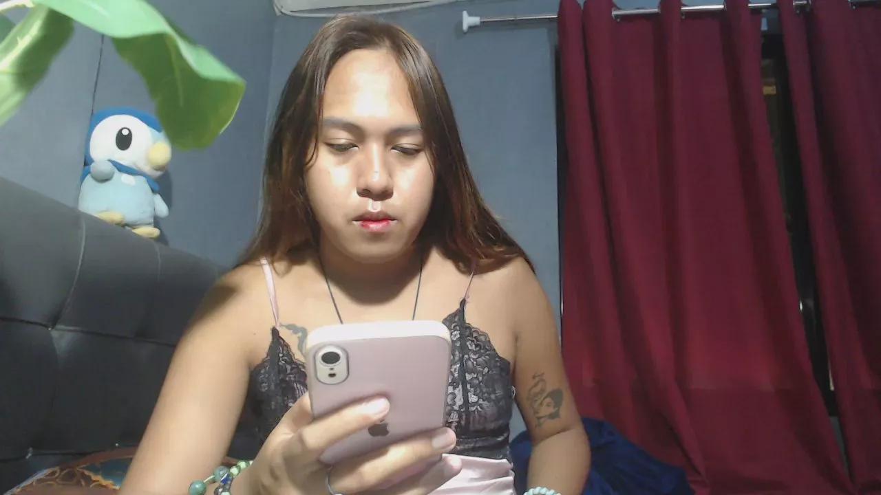 ursweetpinayxxx on Cam4 