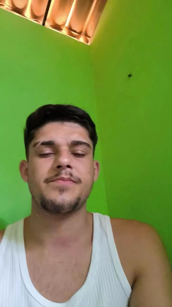 Van_aquino on Cam4