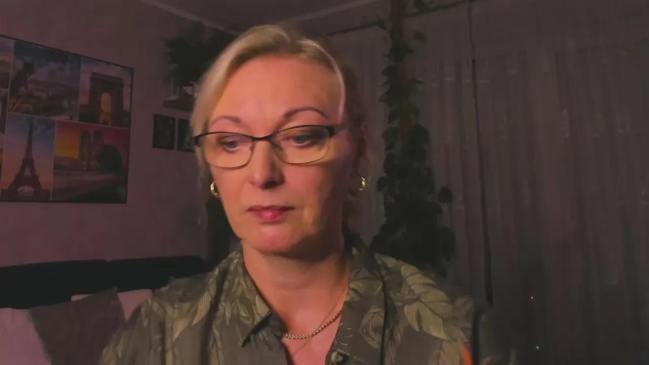 Discover 50 years old VanessaLUX from Cam4 VanessaLUX from Cam4