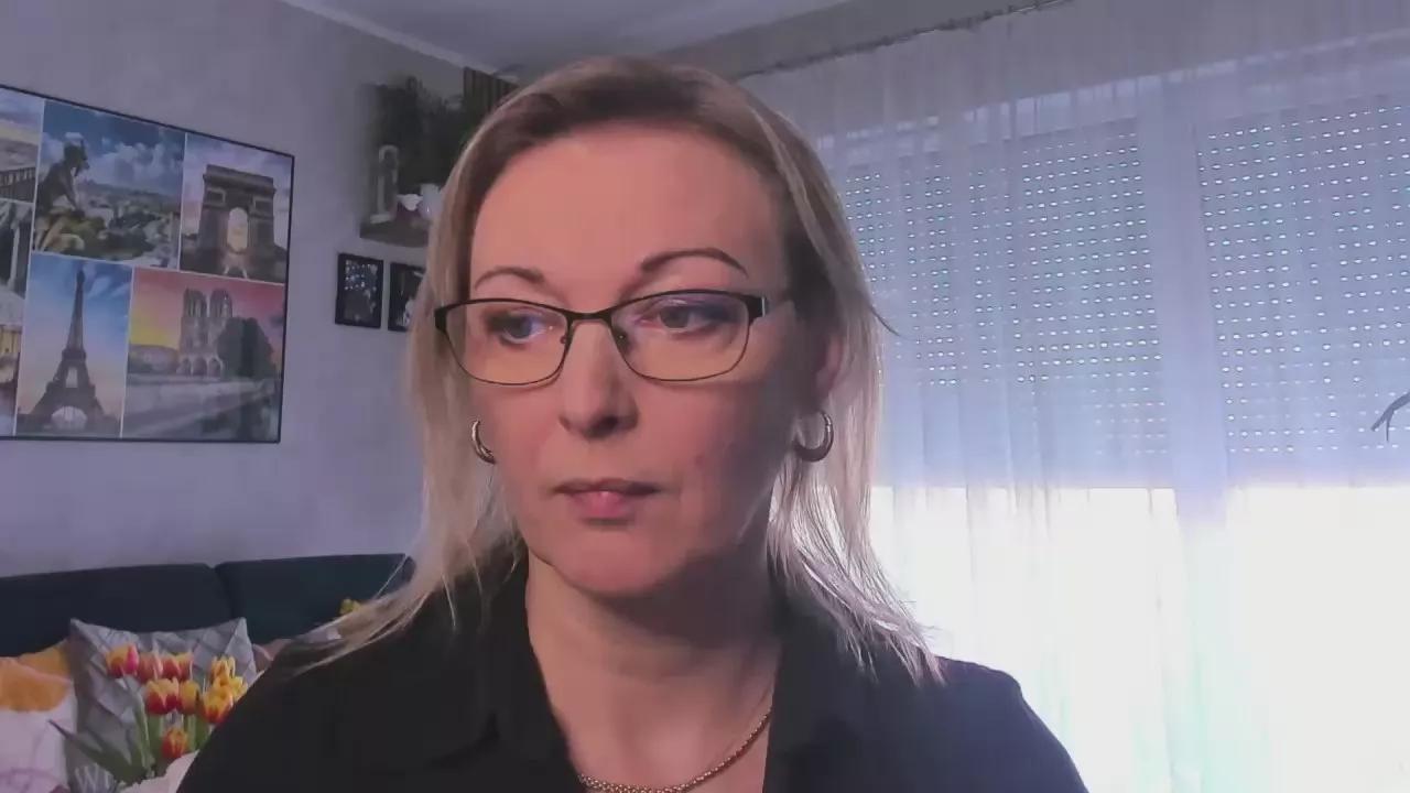 Offline VanessaLUX on Cam4