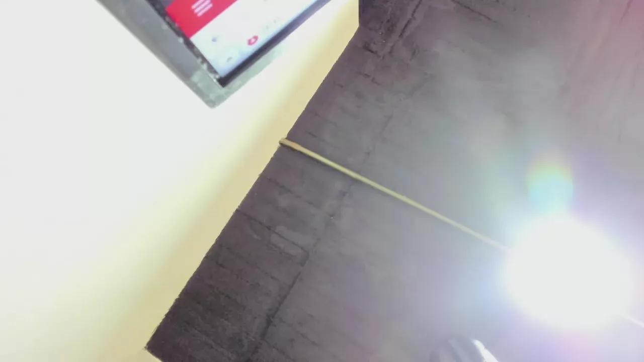 Vero_hands01 on Cam4 