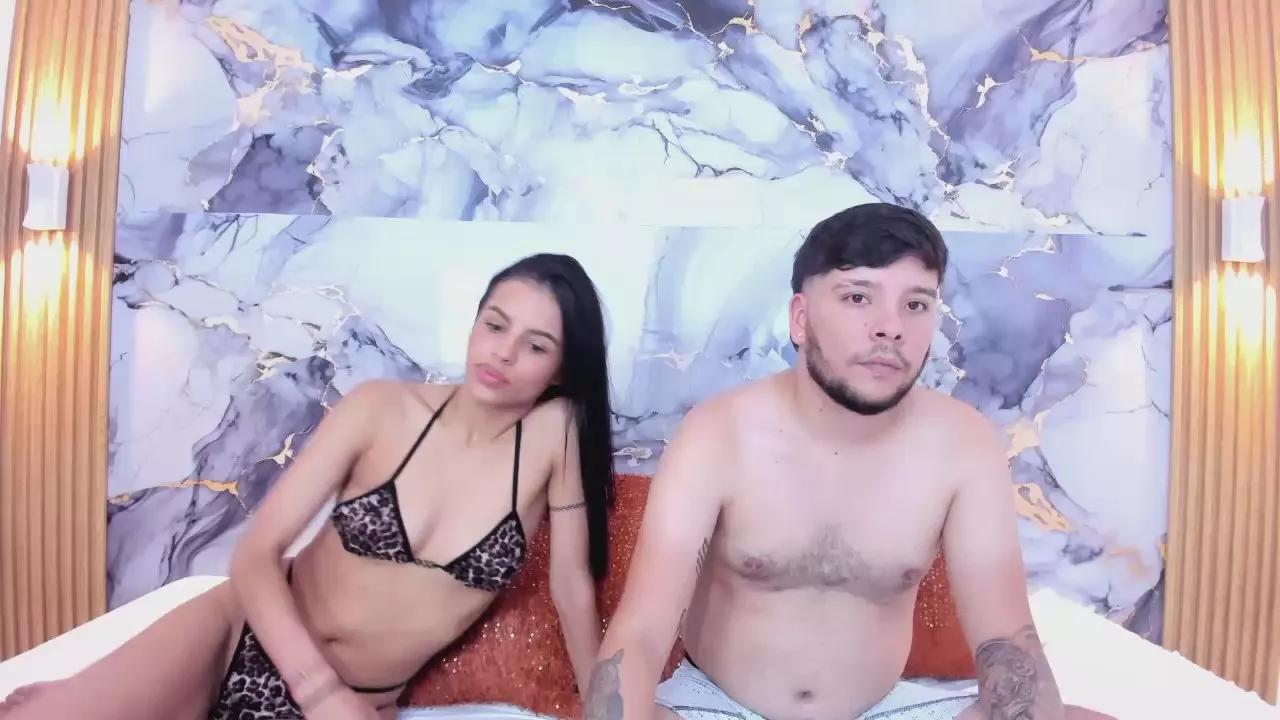 vickyandmaxim on Cam4 