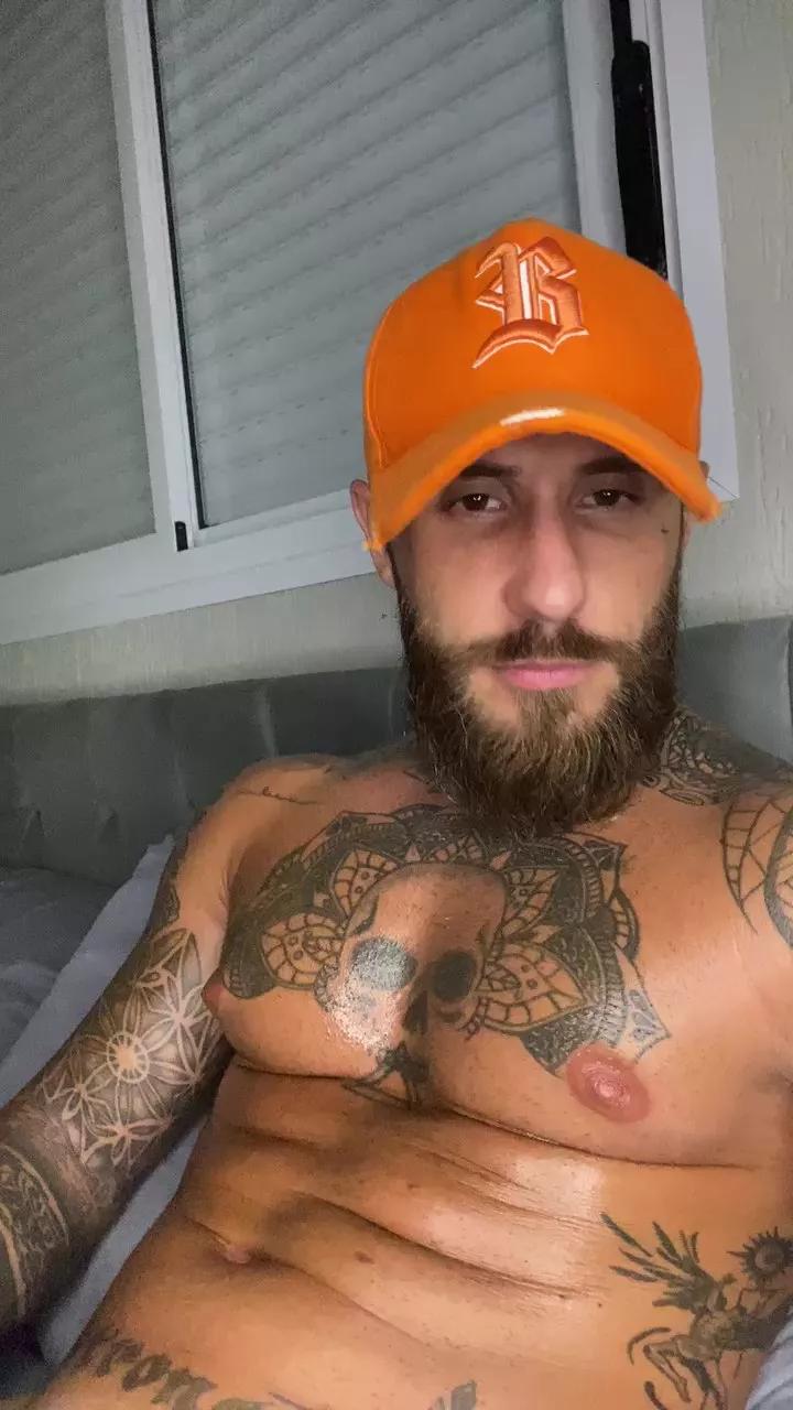 Viking_Tatuado on Cam4 
