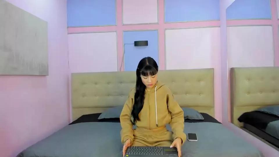 VioletaPonds on Cam4 