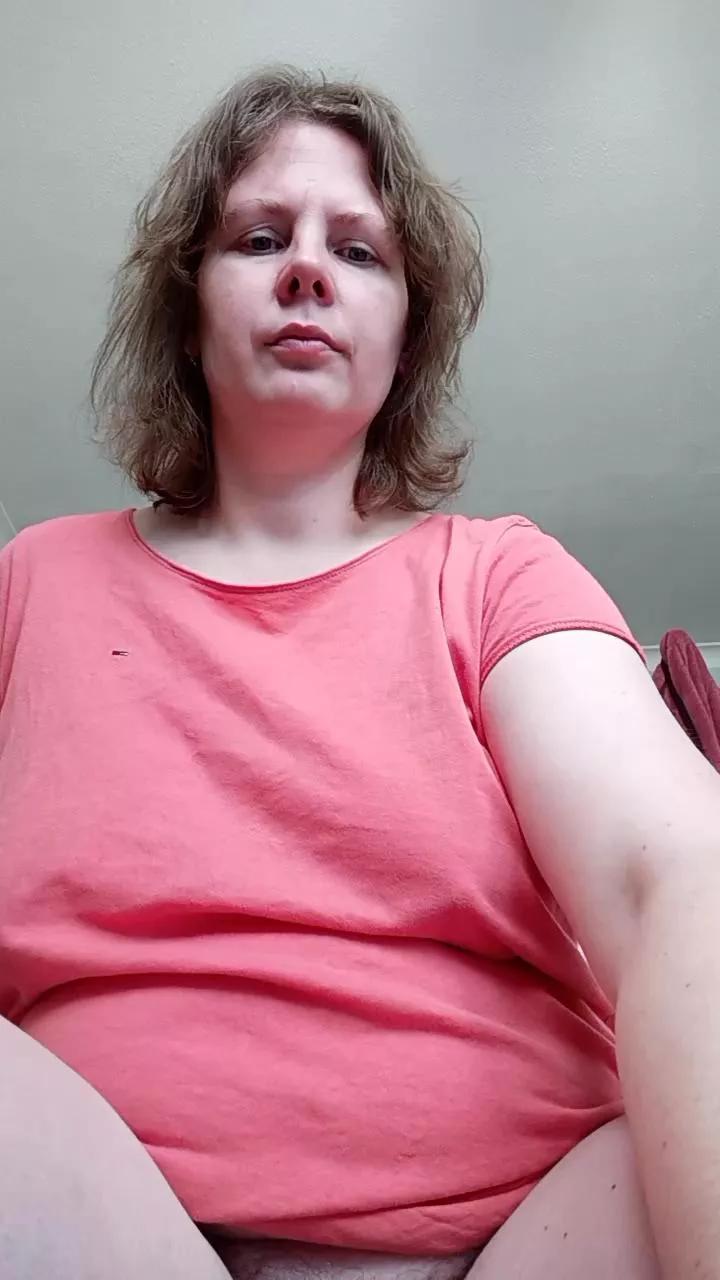 viplindylinn on Cam4 
