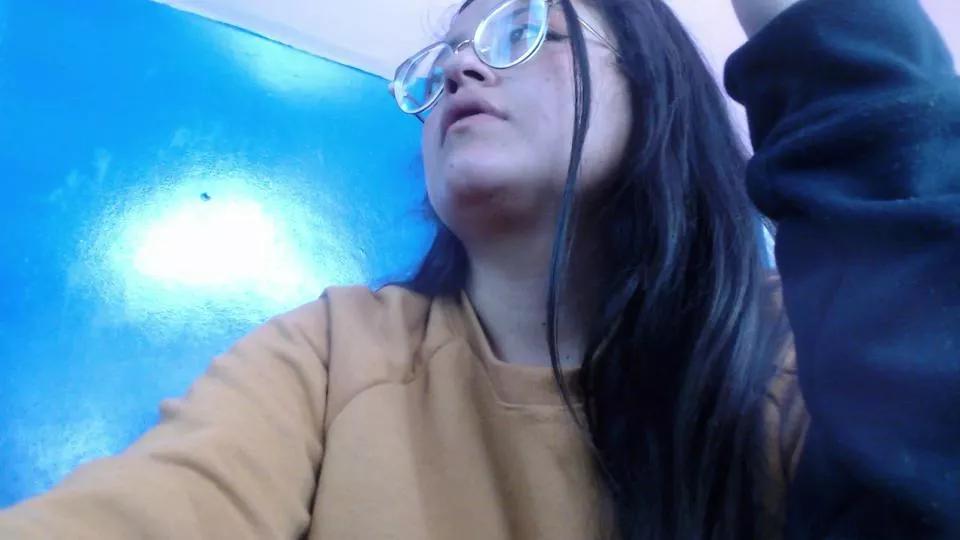 vitoria23_ on Cam4 