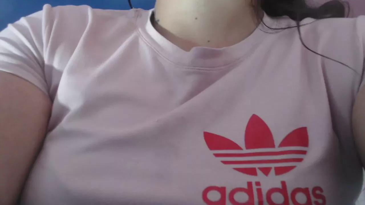 vitoria23_ on Cam4 