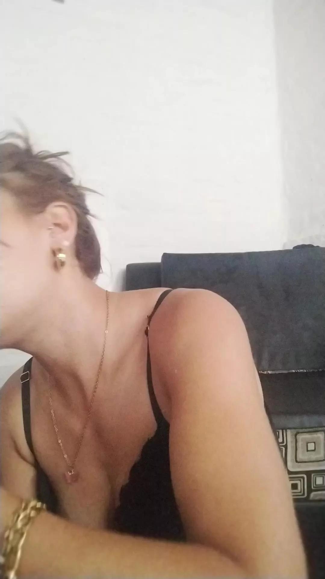 viudanegra4 on Cam4 