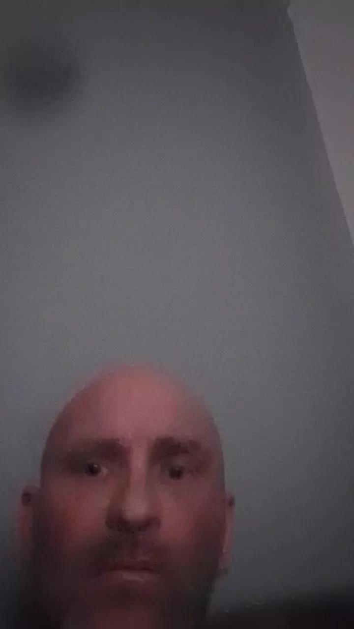 Offline WildOne_79 on Cam4