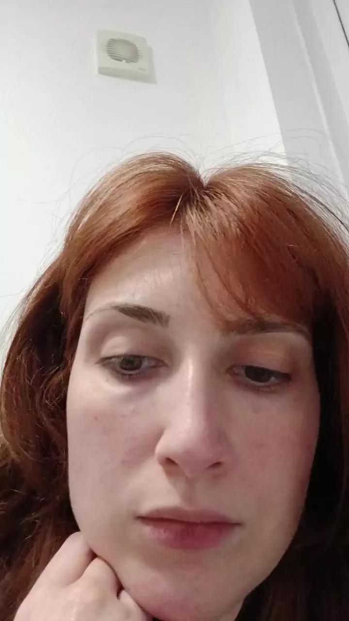 XMiaMoonx on Cam4 