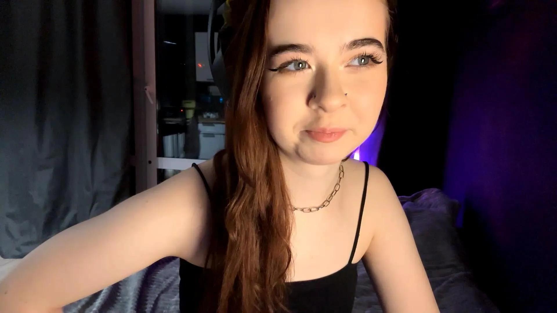 Discover Cam4's XuanKale XuanKale from Cam4