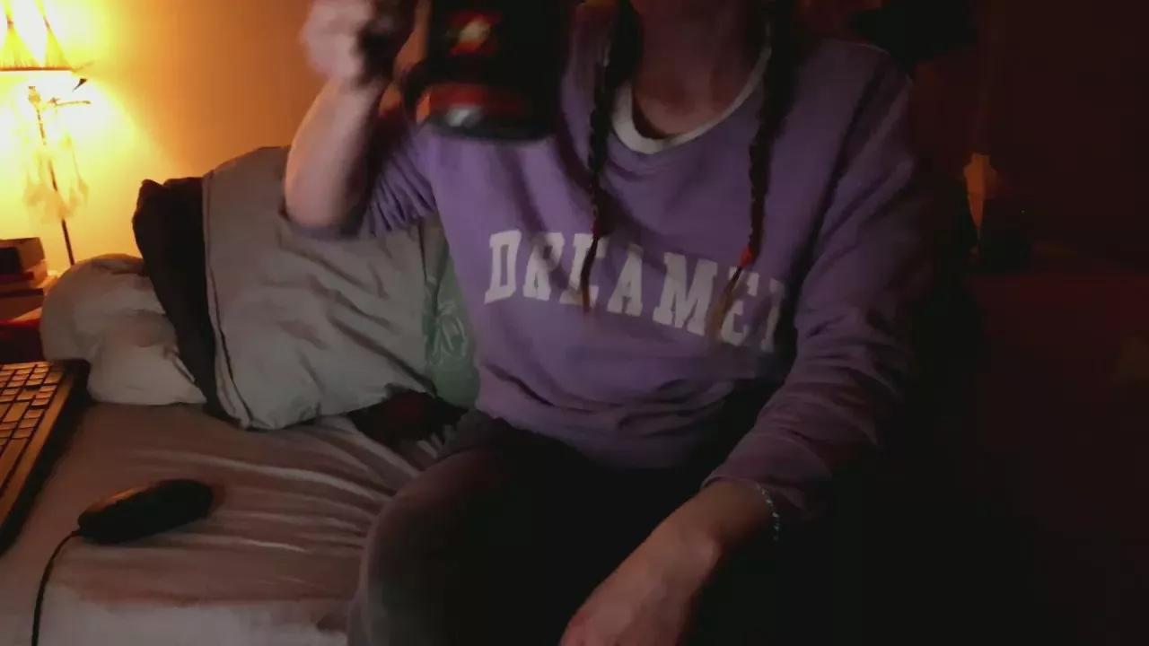 XxpixeyxX on Cam4 