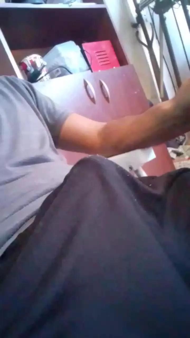 xxximpeesaxxx on Cam4 