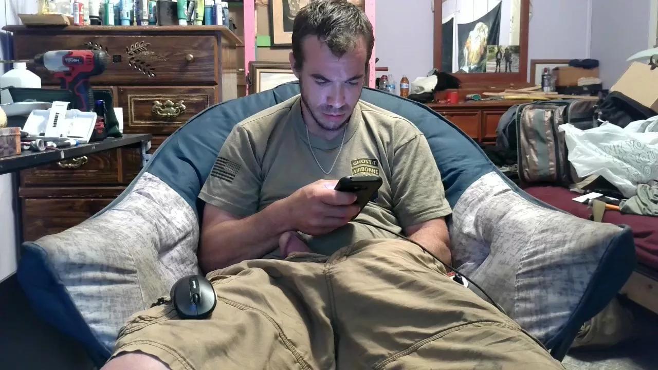 xxxScubaStevexx on Cam4 