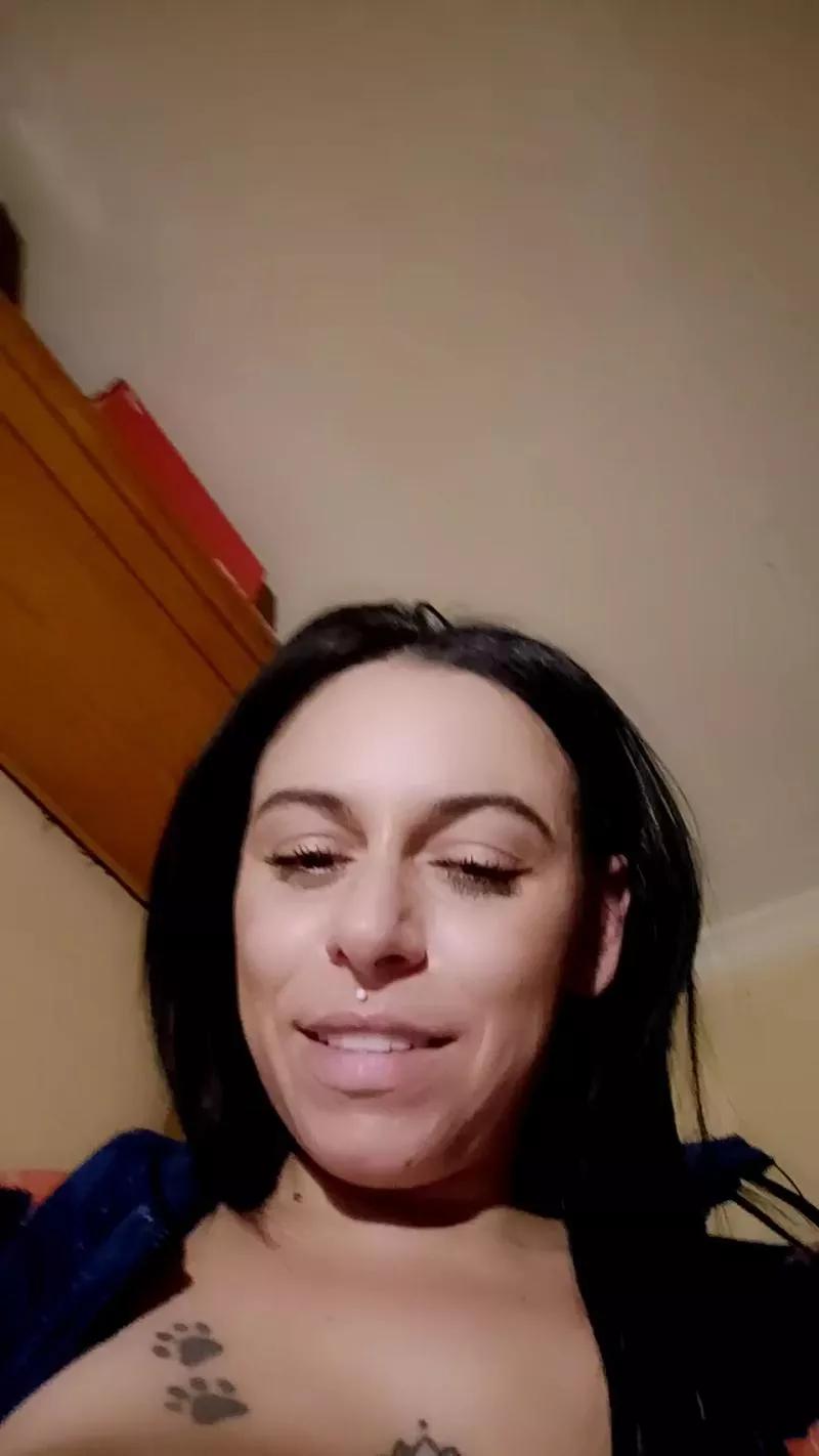 Yaisamorena on Cam4 