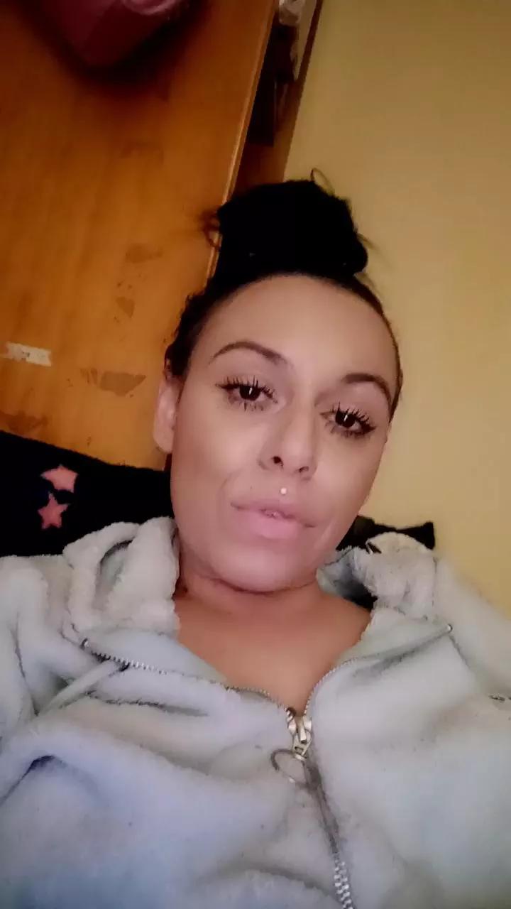 Yaisamorena on Cam4 