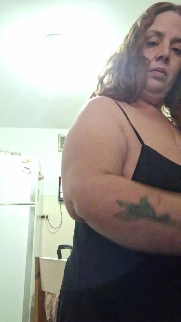 Yaya2065 on Cam4 