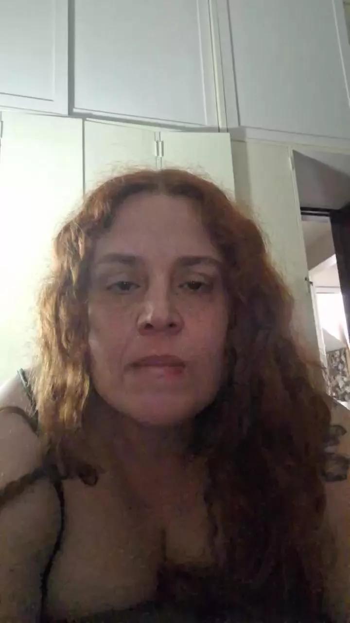Yaya2065 on Cam4 