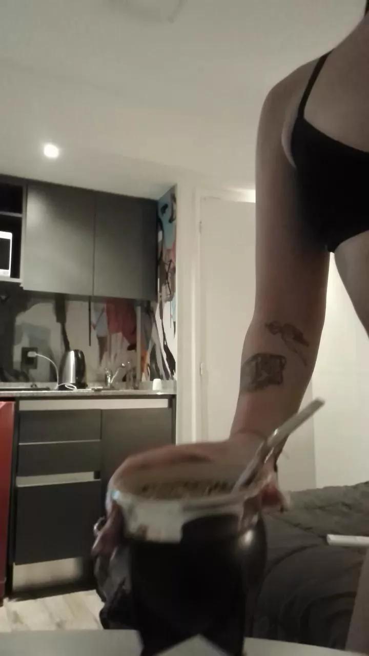 Yazmin444 on Cam4 