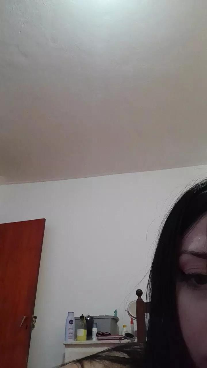 Yazmin444 on Cam4 