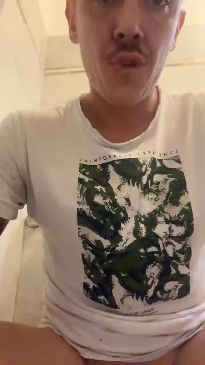 Yeven93 on Cam4 