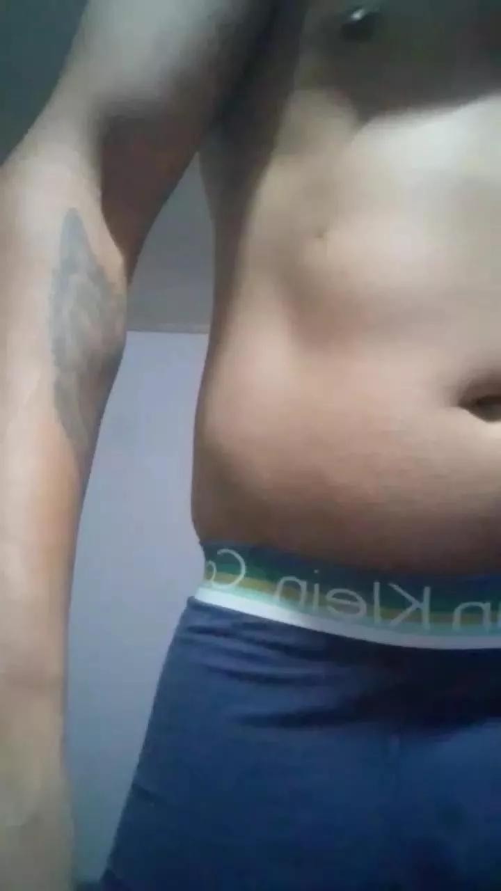 Yoemma01 on Cam4 