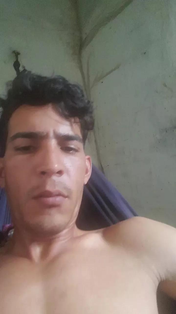 Yohanluis on Cam4 