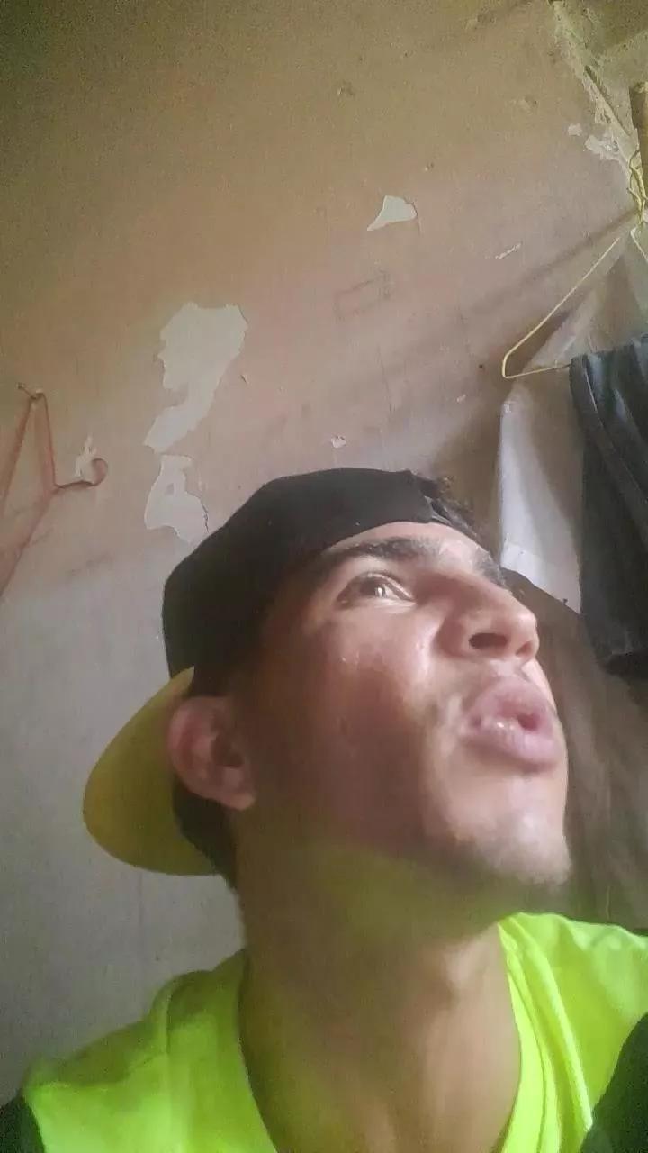 Yohanluis on Cam4 