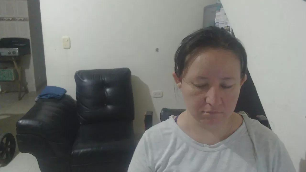 Yohis_Kiut25 on Cam4 