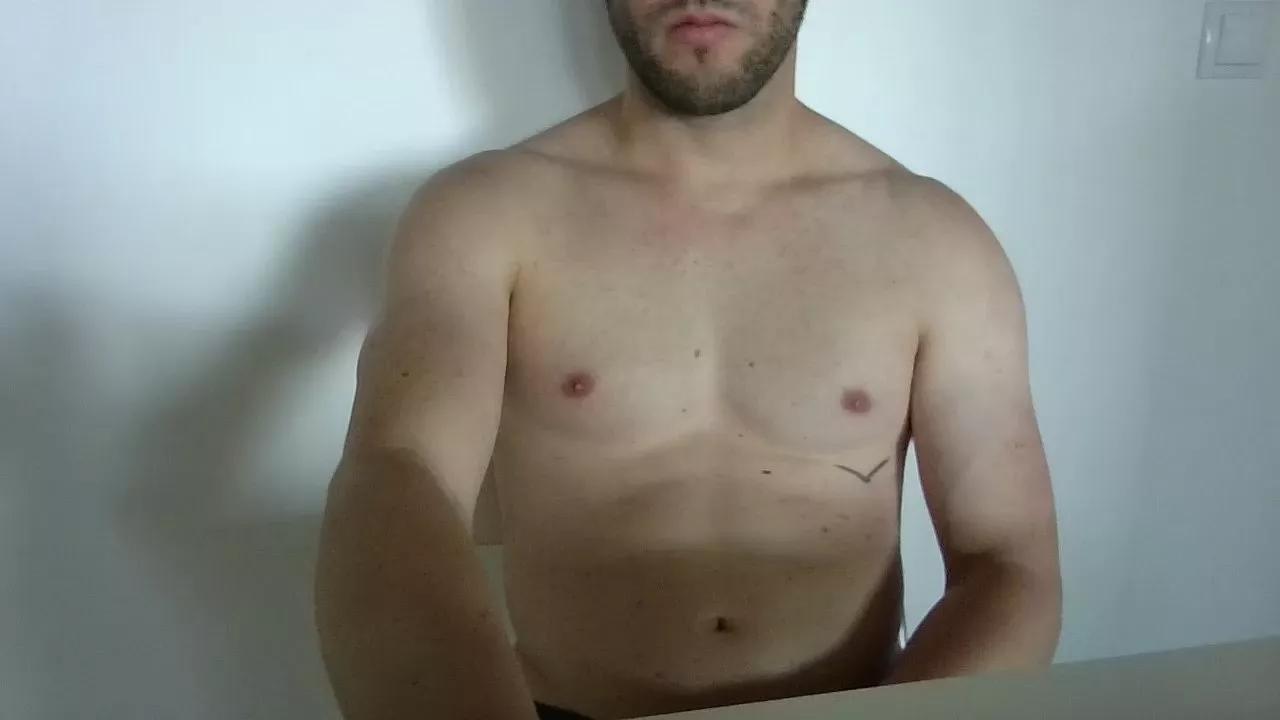 YoungFraser on Cam4