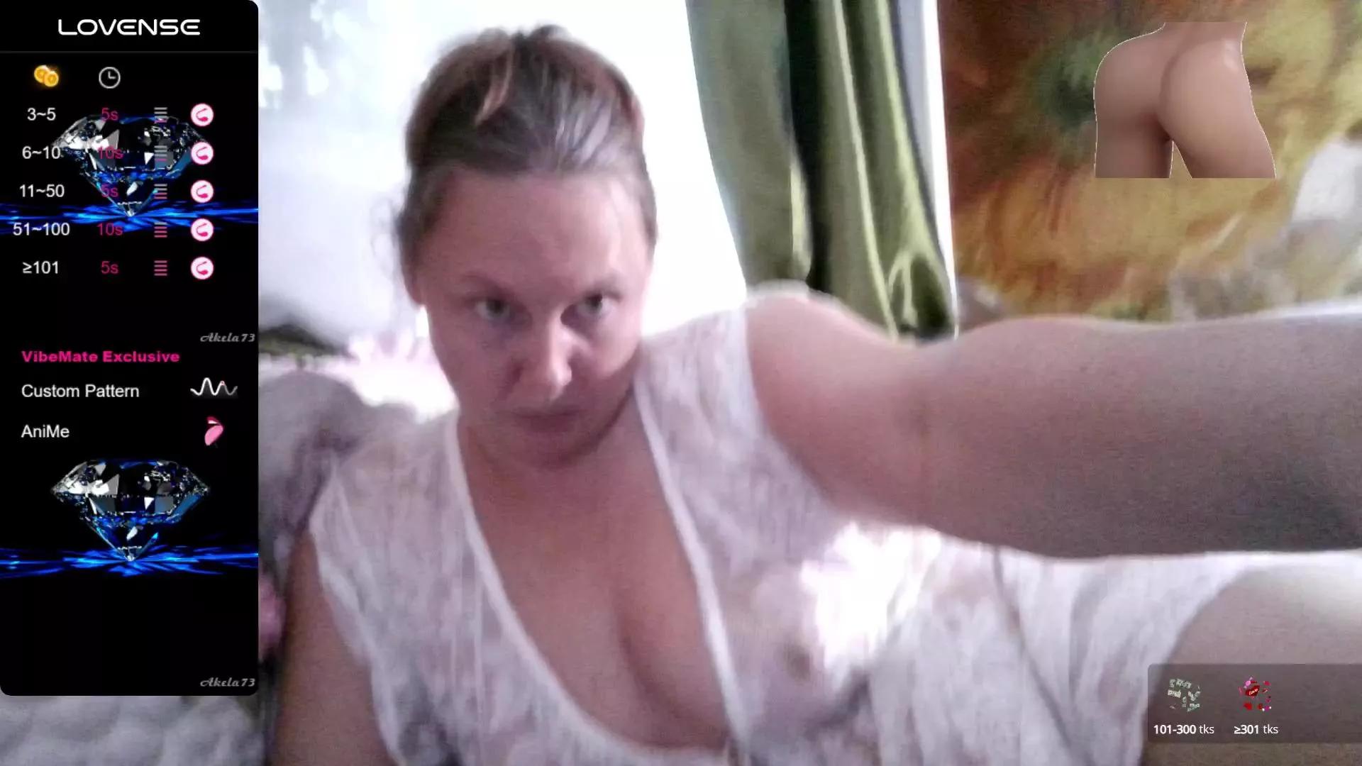 Yoursexkroshka on Cam4 