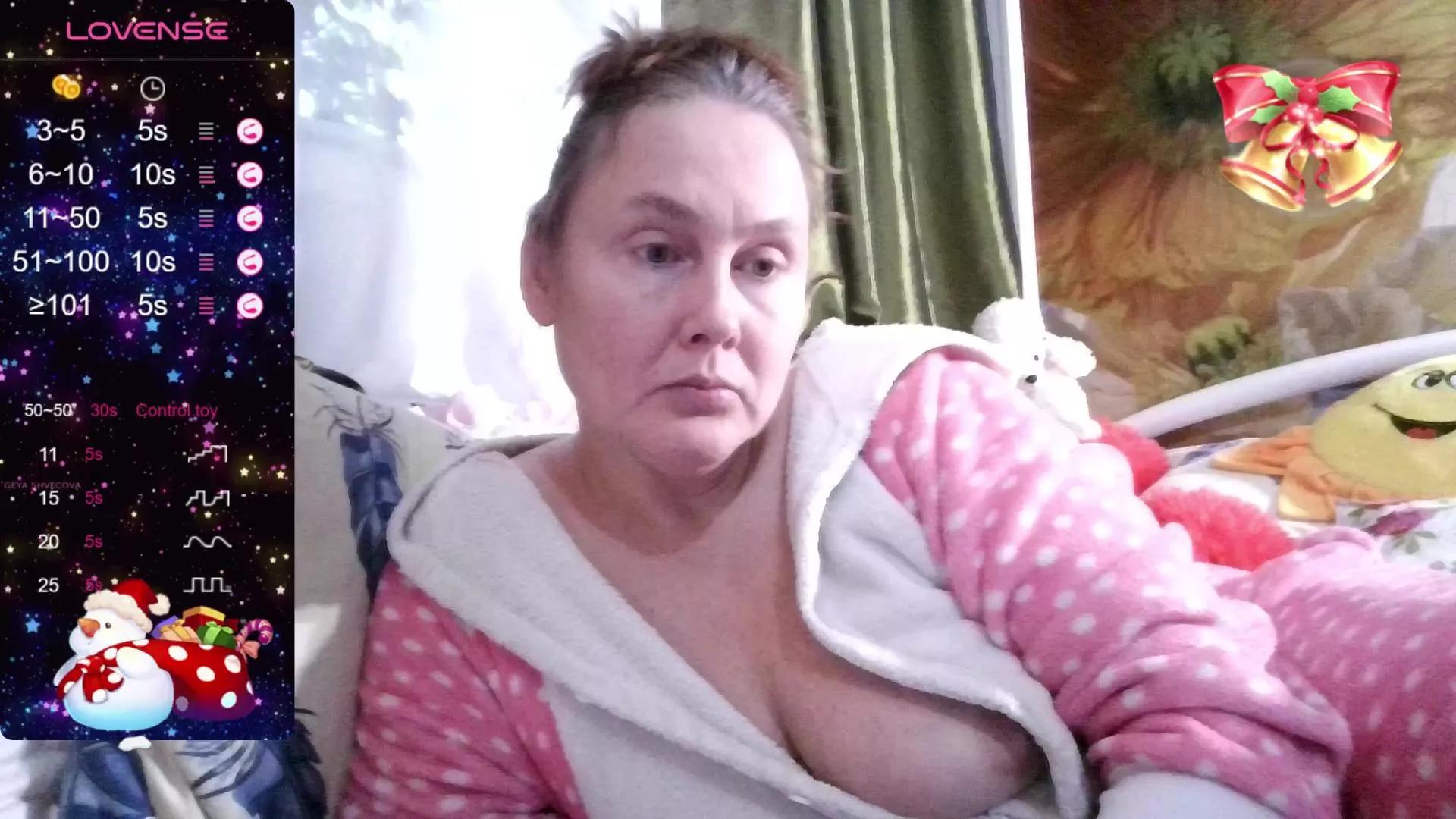 Yoursexkroshka on Cam4 