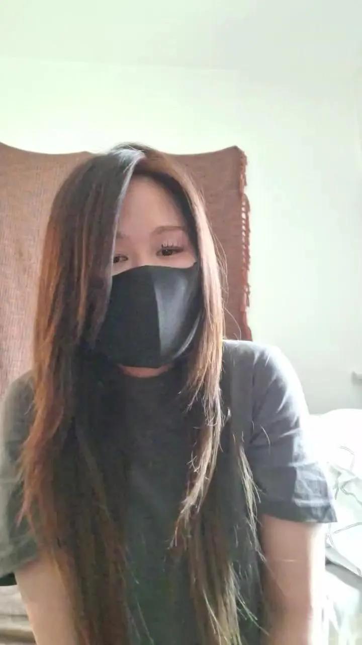 Offline Yuandjavi on Cam4