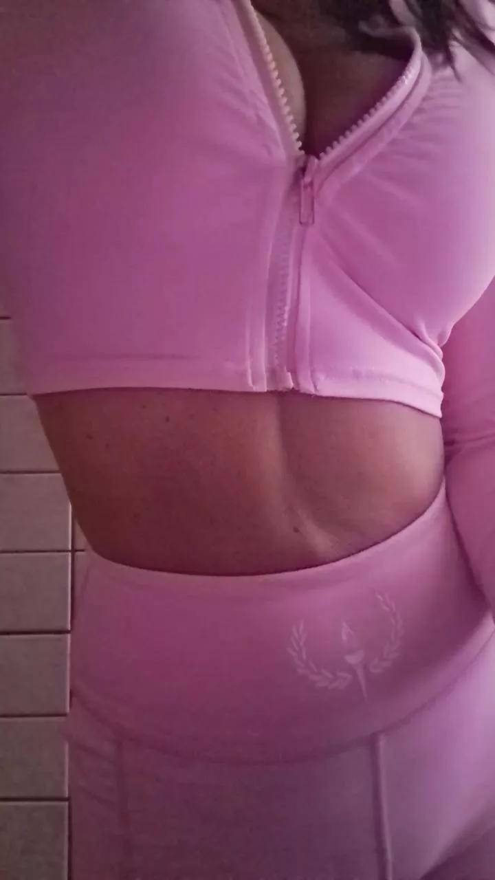 Offline Ywett_Doll on Cam4