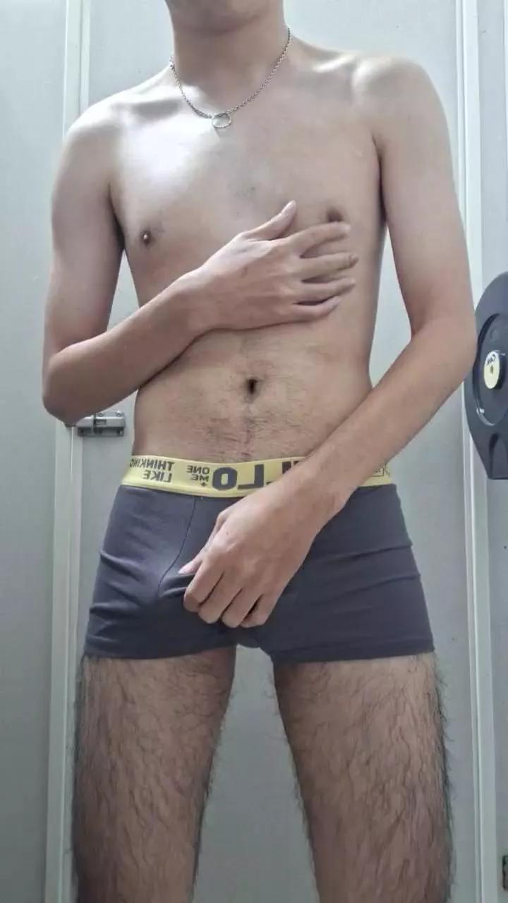 yyy_glon on Cam4 