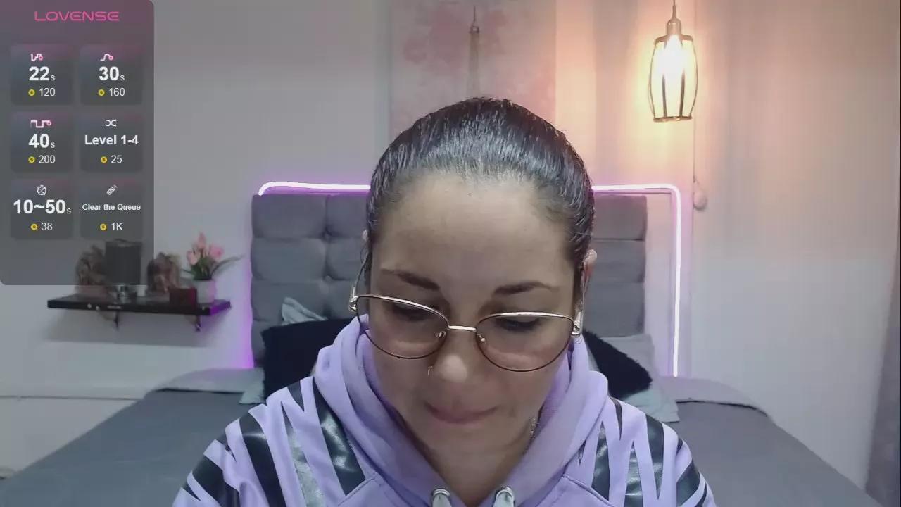 Zamy_xx on Cam4 