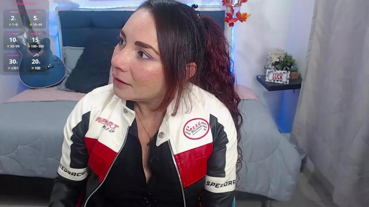 Zamy_xx on Cam4 