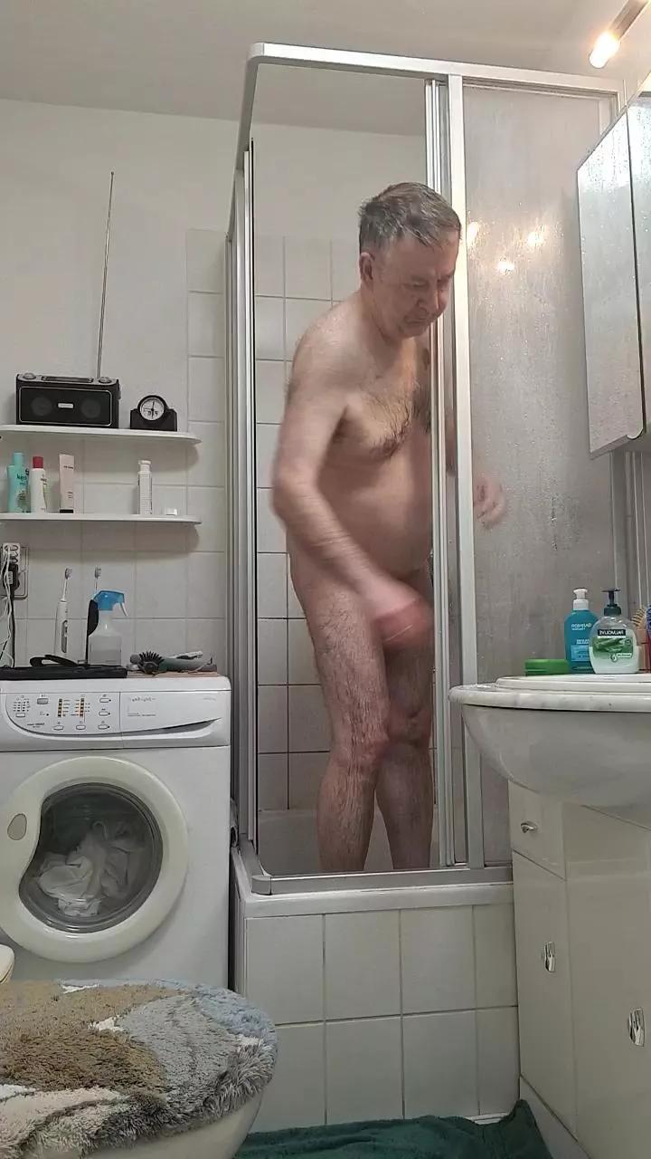Zeigegeil2024 on Cam4 