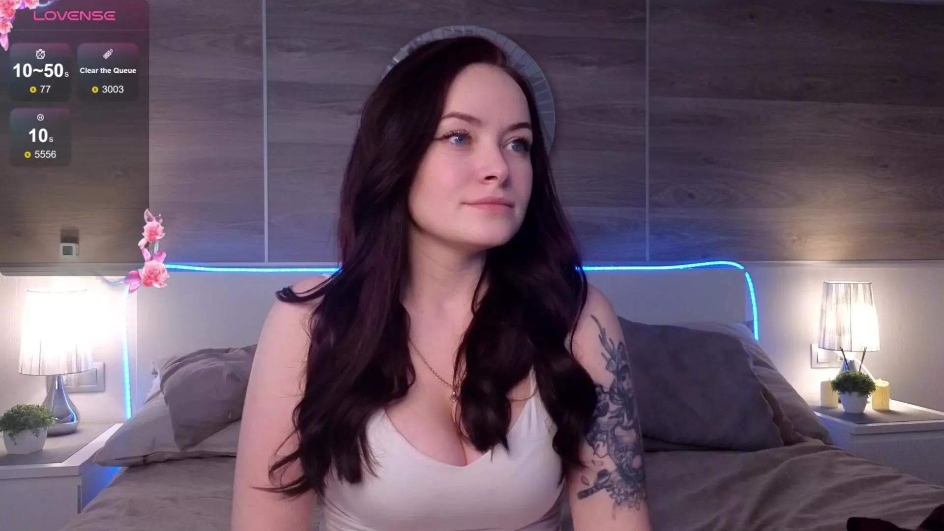 ZeldaDyer on Cam4 