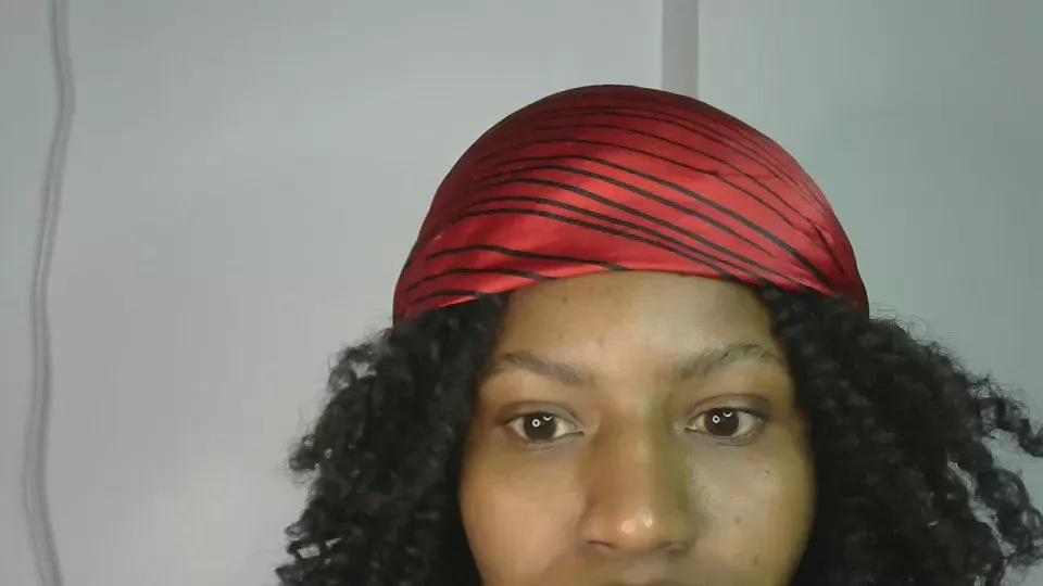 Zurifoll on Cam4 