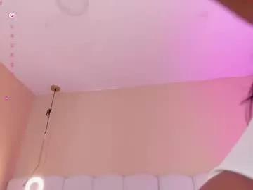 Freechat _huge_boobs_ebony on Chaturbate