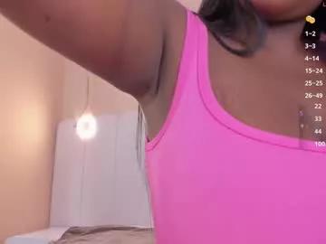 Freechat _huge_boobs_ebony on Chaturbate